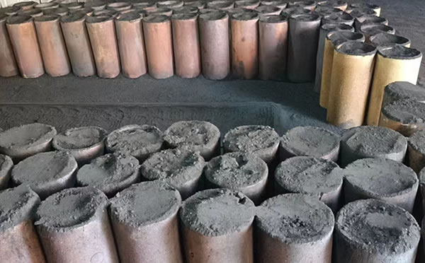 海綿鐵生產(chǎn)現(xiàn)場(chǎng)